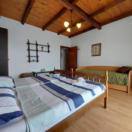 Apartments Vilim Pinezići 외부 사진